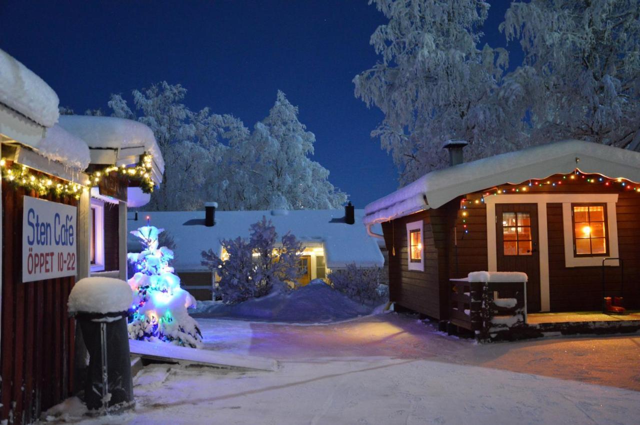 Stuga Vid Hedenaesets Stencafe Exterior photo